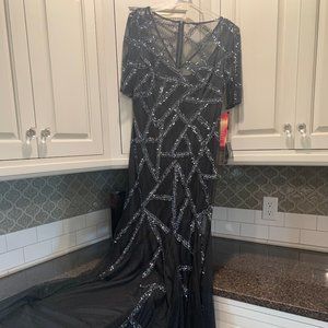 Adrianna Papell black formal gown size 10